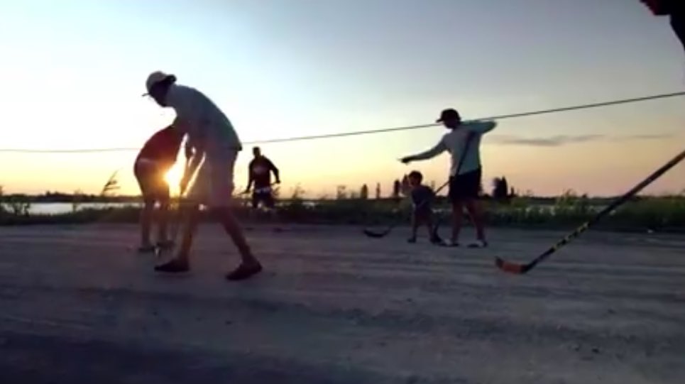 TSNHockey's tweet image. From an isolated community still reeling from a youth suicide crisis to playing in the #NHL, Brady Keeper is providing hope. 

This is the #TSN Original: A Kid From Nowhere - narrated by Jordin Tootoo  and viewable worldwide 🌎🌍.

WATCH: fw.to/Y0UaLHd