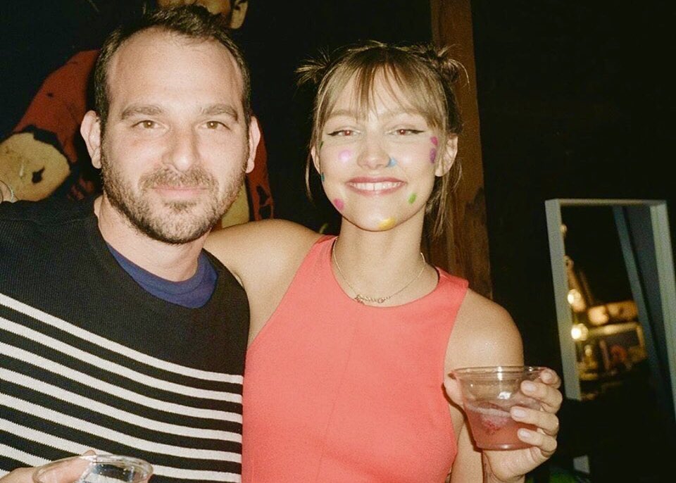 FANderWaalNews's tweet photo. #TwoForTuesday Zmishlany Ed.
@GraceVanderWaal is surrounded by great people. It’s true of @Idovstheworld (producer & cowriter–always supportive)
This week we have images of the two of them.
#Moonlight🌙 #Florets #TalkGood #Clearly🌈 #UrSoBeautiful #WasteMyTime
#ChooseKindness https://t.co/Ip6hSc8T2L