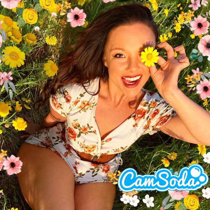 Hey guys! I&rsquo;m going live on camsoda .com in an hour (8pm est) come join me! Just go to the website and<a href="/tag/curves"class="tags"><span>#curves</span></a><a href="/tag/curvy"class="tags"><span>#curvy</span></a><a href="/tag/plussize"class="tags"><span>#plussize</span></a><a href="/tag/curvywoman"class="tags"><span>#curvywoman</span></a><a href="/tag/curvywo"class="tags"><span>#curvywo</span></a>