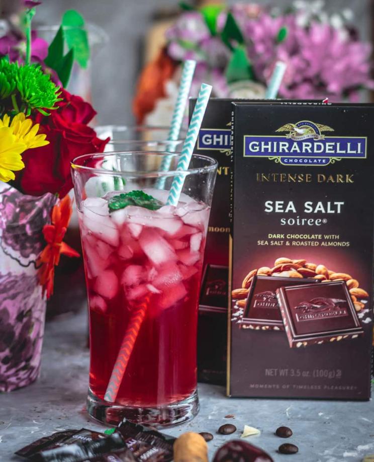 jbruce_88's tweet photo. #AD Ghirardelli Intense Dark is the perfect chocolate to make life a bite better! Now until 10/16/19 you can get $1 off any two bags or bars of @loveghirardelli Intense Dark https://t.co/ygl0Ksxy7J at Publix! #abitebetter #intensedark Image via: @cookiliciousveg https://t.co/pC4M09EJXG