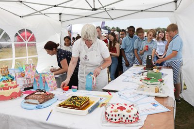 Can't wait?
#EndPolioNow. A #Rotary initiative to rid the world of Polio.
Richard &amp; Hazel Benton will be holding a cake &amp; tea social in Chilton Village Hall, 24th Oct, 3.00 - 5.00pm to raise funds. Every pound made will be matched by the #Gates foundation.
More cakes welcome 😋