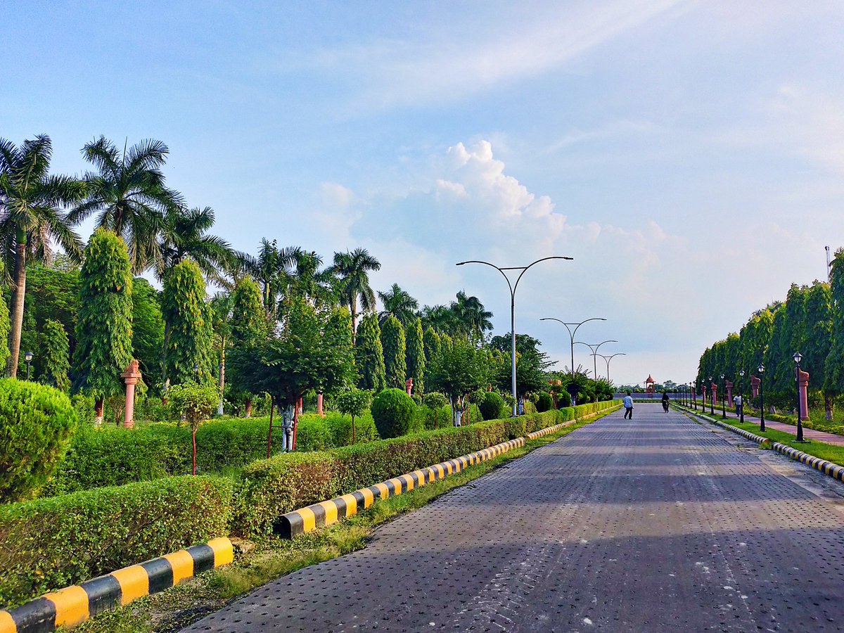 akhilsahu328's tweet photo. Beauty of Dr. Rajendra Prasad central agricultural university pusa samastipur Bihar
PC-akhil sahu 
 @USDA @IFAD @icarindia https://t.co/VRsVIbhSoe