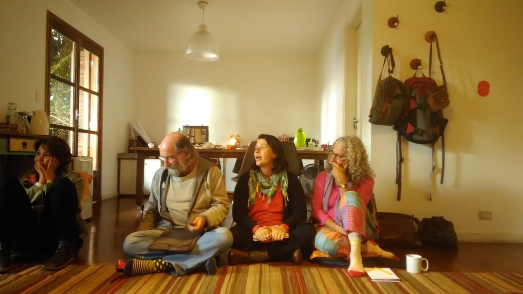 #praticasocialreflexiva
A busca de uma essência, gerada da colaboração entre Instituto Fonte, Noetá, GRA (Grupo Recife de Aprendizagem) e Proteus.
No centro desta nova criação, esculpida a muita mãos, colocamos a prática social reflexiva.
#institutofonte #fonte20anos