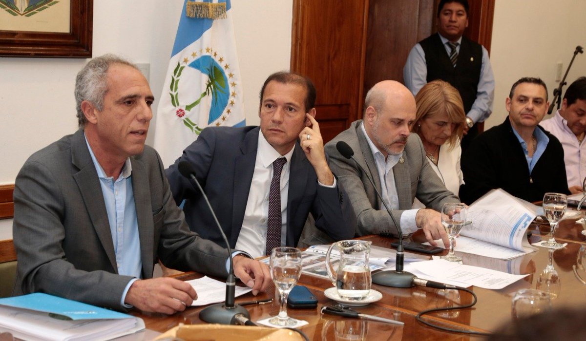 MInterior_AR's tweet photo. Avanza el proceso para la construcción de un Centro de Exposiciones y Convenciones en #Neuquén, un espacio para potenciar el turismo, las exposiciones, los congresos y eventos culturales a nivel nacional e internacional. https://t.co/3Seq8M72di https://t.co/RzUE39iX5W