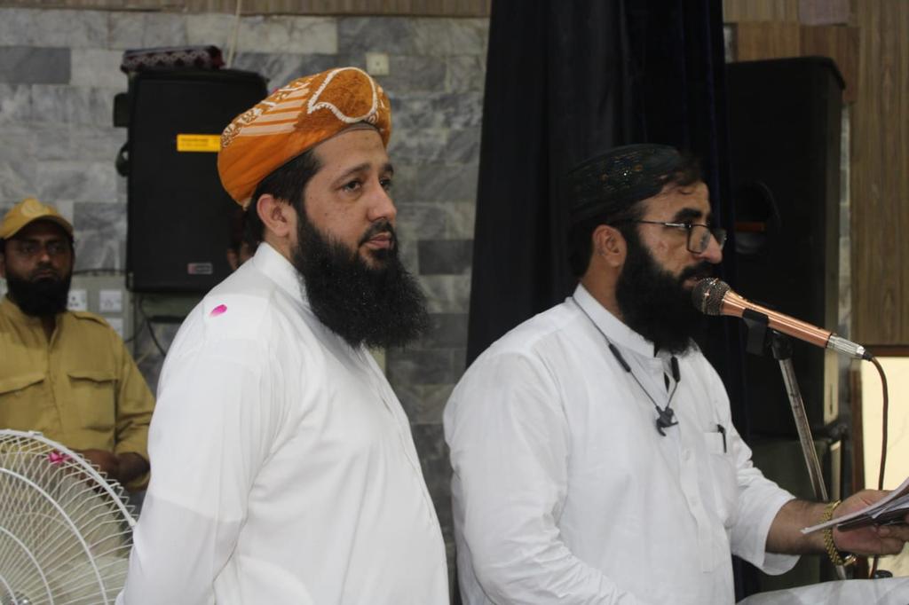 SoomroOfficial's tweet photo. جمعیت علماء اسلام صوبہ سندھ کے زیراہتمام حیدرآباد میں مثالی سوشل میڈیا کنونشن کا انعقاد ، بھرپور شرکت ، سندھ 2000 ہزار سوشل میڈیا ایکٹویسٹ اسلام آباد آزادی مارچ کیلئے فراہم کرے گا ۔ مولانا راشد محمود سومرو  ، محمد سمیع سواتی ودیگر ذمہ داران کا خطاب 

#TeamJUISindh https://t.co/EfMapSTdCA