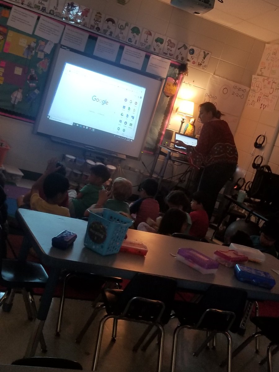 kgbicknell's tweet photo. Happy Birthday Mrs. Etheridge!! @Counselstrong https://t.co/qTcVXvtH4P
