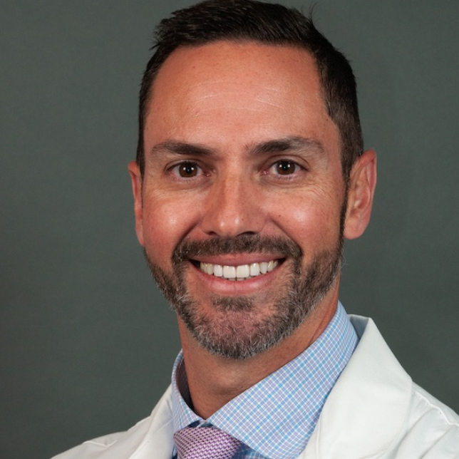 SteadmanClinic's tweet photo. Armando Vidal, M.D., one of the top-rated orthopaedic surgeons in the Rocky Mountain region, joined @SteadmanClinic in May. “He is a rising star + his sports medicine background makes him an ideal fit for our organization," said CEO  @DanDrawbaugh
http://https://t.co/NqTWk6OU0H https://t.co/fllyf1zsLH