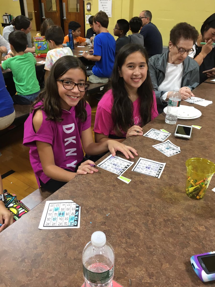 16Clifton's tweet photo. Family Bingo night was a blast! #cliftonconnects @CliftonSchools https://t.co/n7SRWAMp2l