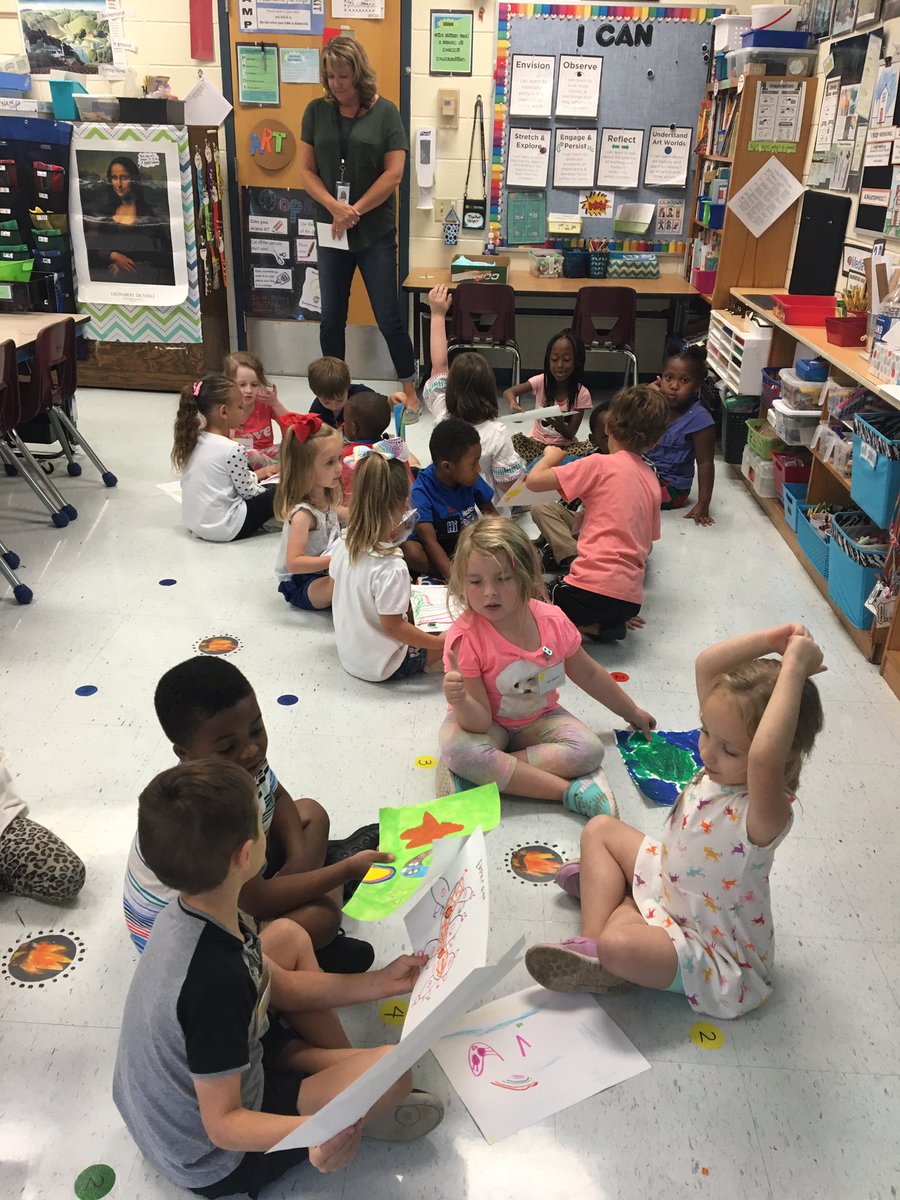 picadomeART's tweet image. At the end of class, students take a few minutes to discuss their artwork with their campfire team. Then,  they get to brag on each other to the class. It’s awesome to hear kids lifting each other up! #campcreativity #picadomepride #learningempathy