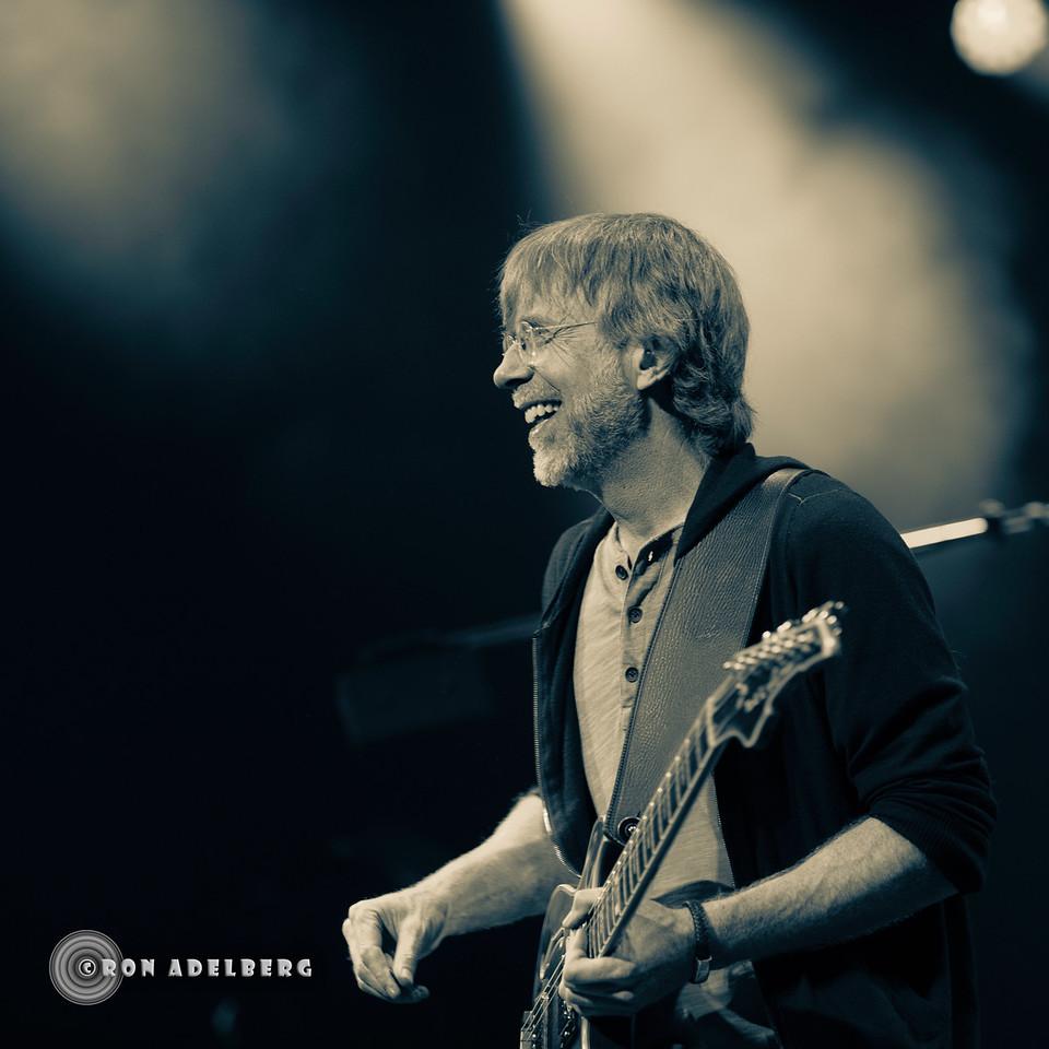 Happy Birthday <a href="/treyanastasio/">Trey Anastasio</a>!  #Phish #ronadelbergphotography