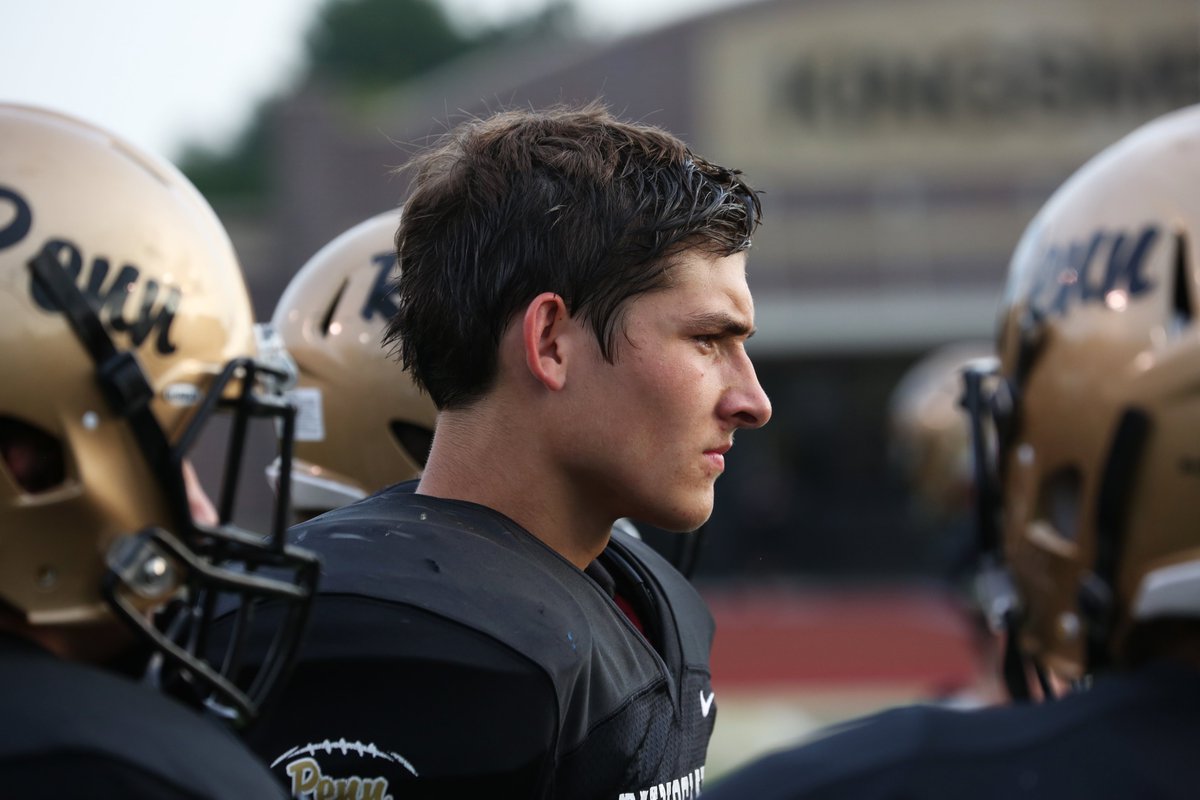 Get to know Kingsmen Football/Baseball standout Zack Messer in this profile piece by Cole McCullough: pennant.phmschools.org/boys-sports/ba…