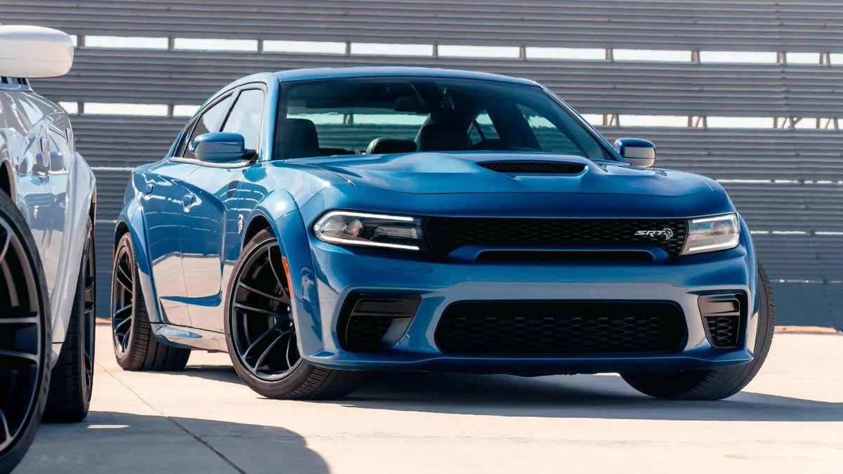 Dodge challenger 2020 год