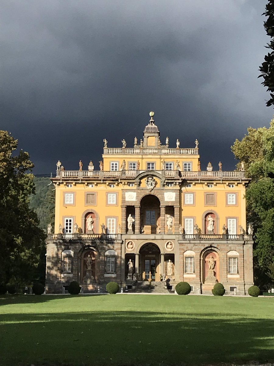 HayleyHulme's tweet photo. Favourite #Tuscany find so far. Beautiful #Torrigiani. Stunning baroque, wonderful guide, sweet scented gardens. A real gem. 💎 💎 🌺 can’t recommend too highly... go there. https://t.co/zz18jEkrA3