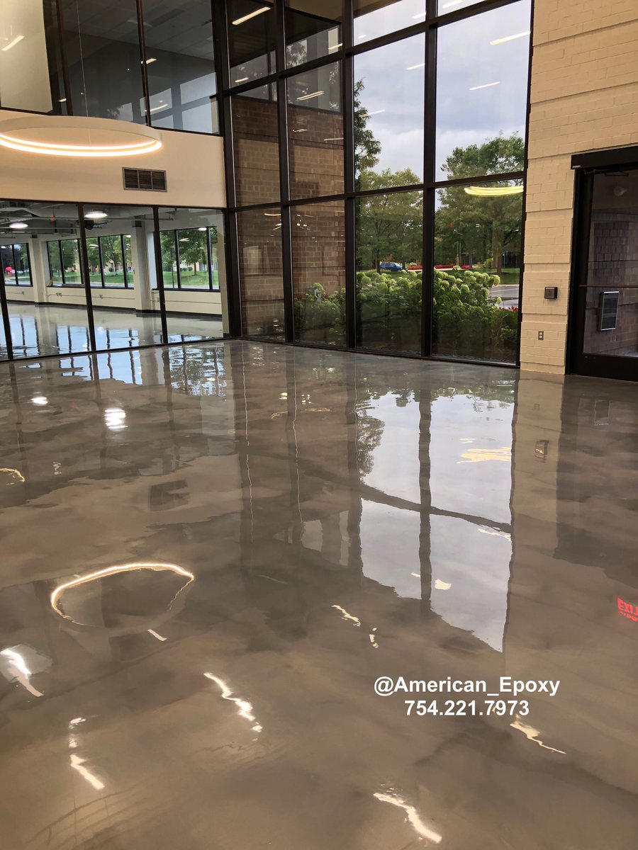 American_Epoxy's tweet photo. #MetallicMonday Electrostatic &amp; Elegant! Contact us today for your free estimate 754-221-7973. Floors installed by American Epoxy. https://t.co/8erfa96KT2