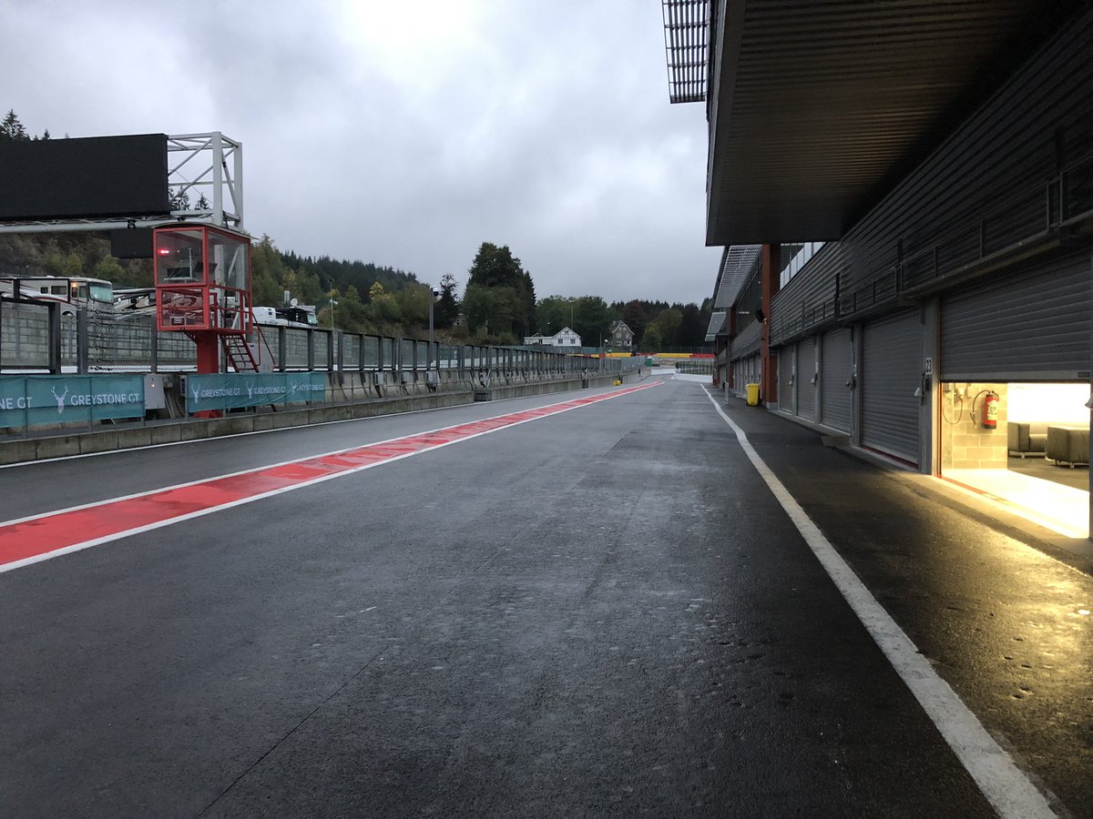 Amazing service @SpaFrancorchamp race circuit with the #GreystoneGT team. Caffeine fuelling the race drivers #corporate #trackday #Belgium #spa #coffeebar #coffeeforevents #eventcoffee #eventprof