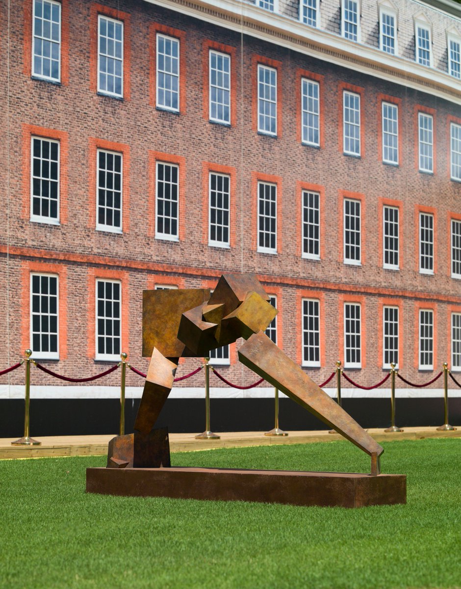 PangolinLondon's tweet photo. To celebrate #FriezeWeek, we bring you two weeks of our best sculptures in a range of different mediums, highlighting how much #sculpture has changed over time. 1: Bronze. #LynnChadwick #JonBuck #CharlotteMayer #BruceBeasley #BronzeSculpture #PangolinLondon #LondonArt https://t.co/D3Q1yZZMmS
