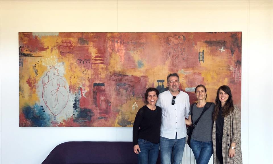 La semana pasada tuvimos el placer de recibir en los <a href="/estudiosauriga/">Estudios Auriga</a> la visita de la periodista Aminie Filippi y la fotógrafa Cristina Candel del periódico El Mundo l Viajes, con motivo de la entrevista a los hermanos Rodrigo y <a href="/virginia_rivas/">Virginia Rivas</a>. 
<a href="/AminieF/">Aminie Filippi Asís</a> <a href="/CandelCristina/">cristinacandel</a> 
#hervas