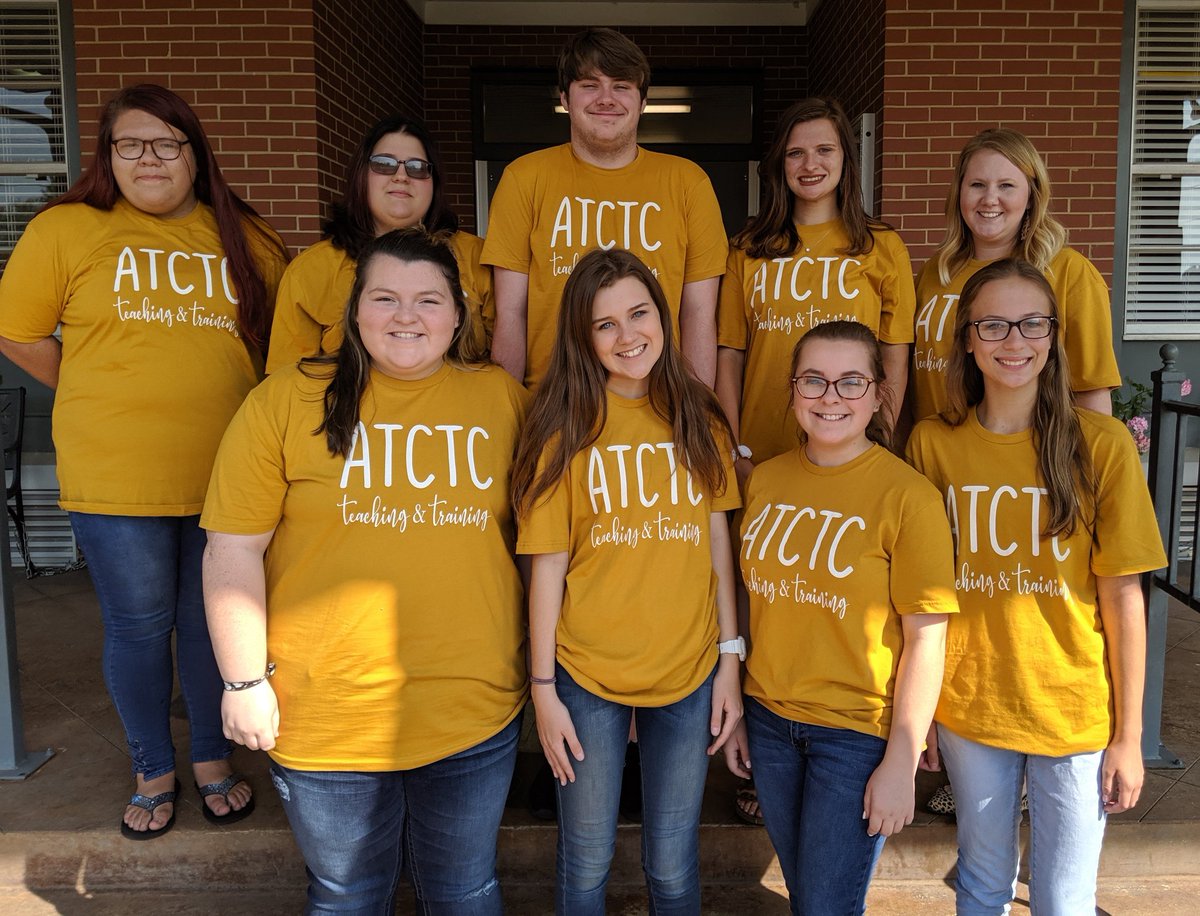 ATteach_train's tweet photo. Loving our new shirts for field experience! Teaching II Ss have been in field experience for a few weeks. Education &amp; Training Ss begin Friday! #futureteachers https://t.co/XZ45cU9pkS