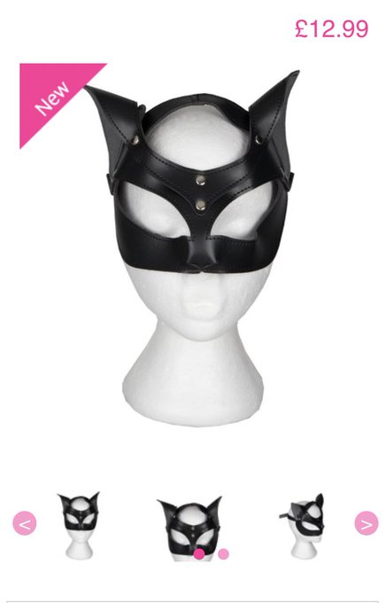 Ok @Bondara Why do I really want this.....Bondage hoods aren’t something I’m into.....it’s just in weird