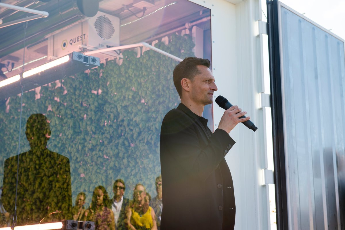 Today, we cut the ribbon for a new <a href="/squareroots/">SquareRoots</a> container farm located at our home office in Michigan. Stay tuned for local produce harvested all-year-round. <a href="/tobiaspeggs/">tobiaspeggs</a> <a href="/kimbal/">𝙺𝚒𝚖𝚋𝚊𝚕 𝙼𝚞𝚜𝚔 🤠</a>