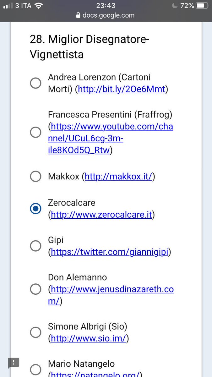 albertomarti's tweet photo. Scusami @makkox 😂#internetawards https://t.co/P6CorMkrRv