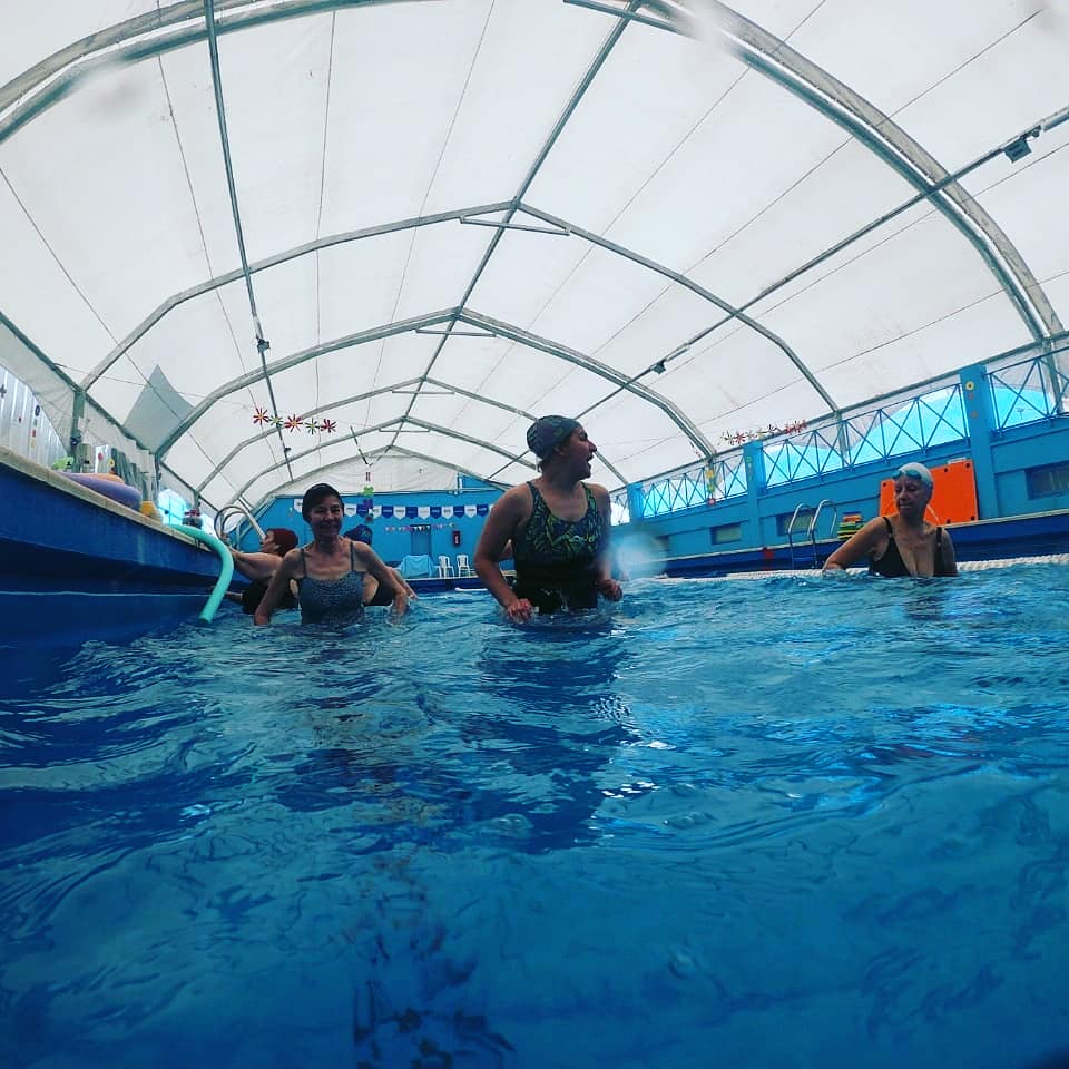 ValorMotrizPile's tweet photo. ¡A puro entrenamiento en #aquagym! https://t.co/FIseA6Td9j