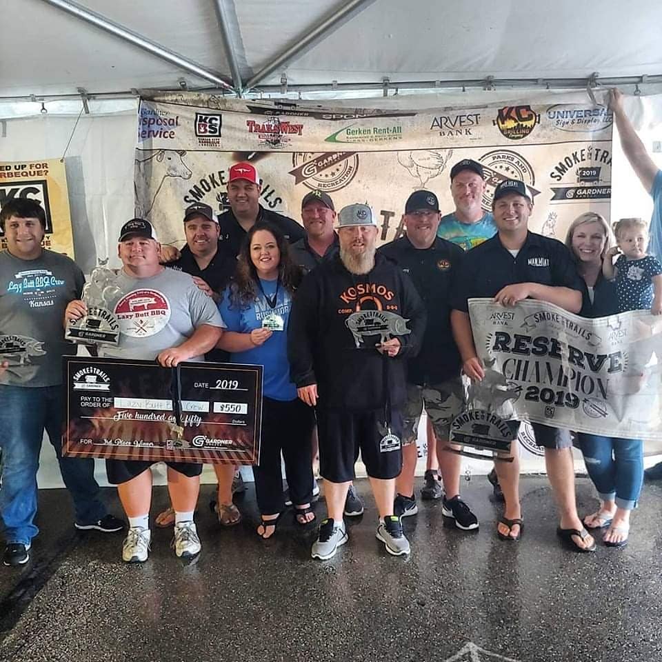 kcgrillingco's tweet photo. GCs, RGCs, 700s and 180s this past weekend for our sponsored teams! They killed it.
#kcgrillingco #olathe #arborcreek #bbqlife #bbqfamily #bbqnation #kcbs #nomercysweeptheleg #kcgcdojo https://t.co/XZUYbT7Ygz