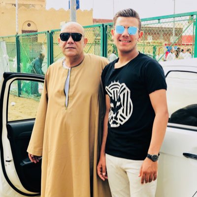 رحل بهدوء .. ولم يؤذي أحداً ، رحل والجميع يحبه ويدعو له ، رحل ، وعلى وجهه إبتسامه ، اللهم إرحم ابي  ، و أغفر له وادخله الجنة بلا حساب ولا سابق عذاب واجمعنا به بالجنة يارب العالمين ..💔