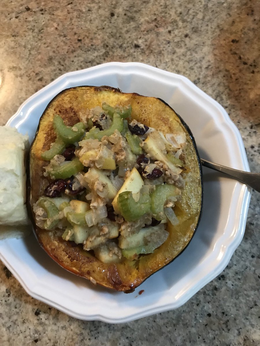 AlkrizNorth's tweet photo. It may be 90 degrees here in NC, but itβs still fall! First stuffed acorn squash of the season. #healthfuleating #prettydangtasty https://t.co/t6mDf3Clnp