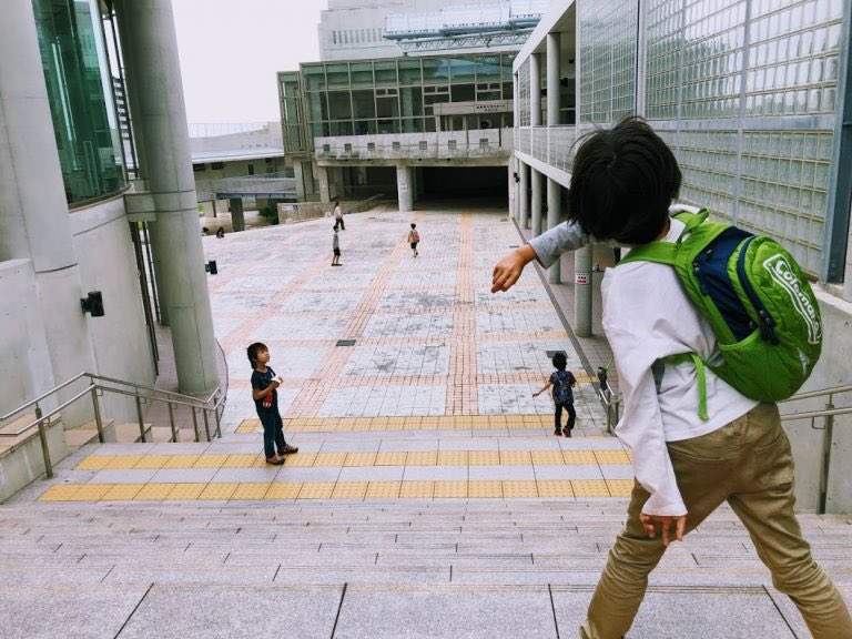 coderdojogwan's tweet image. はるお君がU-22事前審査通過!!
全国多数の応募から1次審査にすすむ40作品に選ばれました!
coderdojo-ginowan.com/?p=2824
知らない方は、DecaDojoで延々と紙ヒコーキ飛ばしてた子です!といえば分かりますね(笑)
#CoderDojo #CoderDojoGinowan #u22プログラミングコンテスト