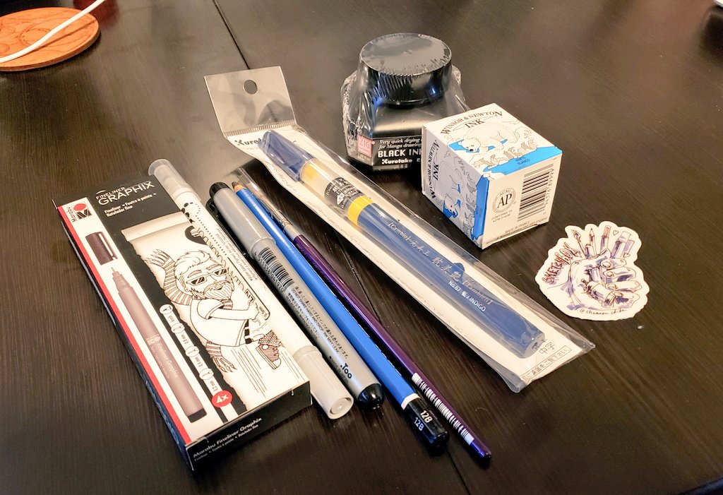 sugarpoultry's tweet image. Dude, just in time for #Inktober!! This month&apos;s #sketchbox has awesome stuff! Can&apos;t wait to experiment! @getSketchBox