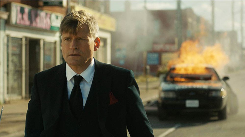 Crispin Glover Steals the Show in Trailer for New Crime Flick 'Lucky Day' 

bit.ly/2oMNmuh

#LuckyDay #LukeBracey #NinaDobrev #CrispinGlover #CliftonCollinsJr #Crime #CrimeMovie #Hitman #French #Psychopath #RulesofEngagement #RogerAvary #Violent #Violence #PulpFiction