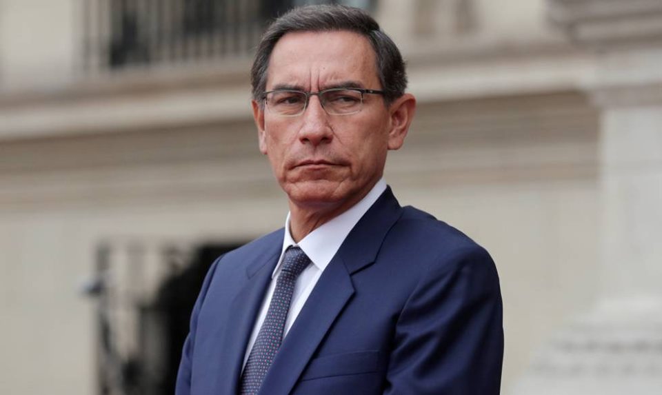 E9Noticias's tweet image. #TAJANTE | Héctor Becerril declaró el “Fin” del presidente de la República, Martín Vizcarra
El congresista expresó esto mediante su cuenta de Twitter ¿Qué te parece la declaración textual del parlamentario?

Foto: El País