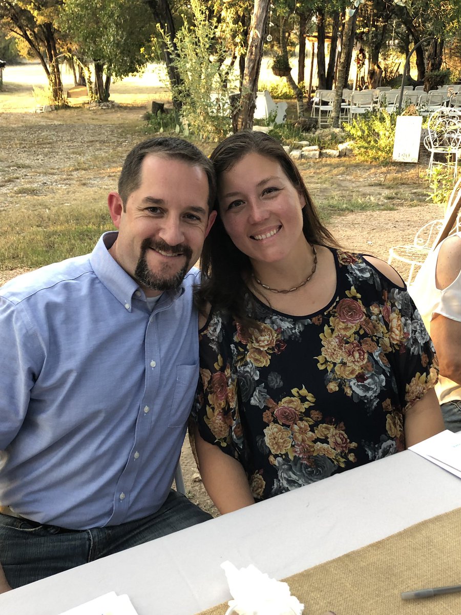 KevinBott's tweet image. Enjoying tonight’s Young Life Banquet with friends and family 😊#HeisGood #thankful