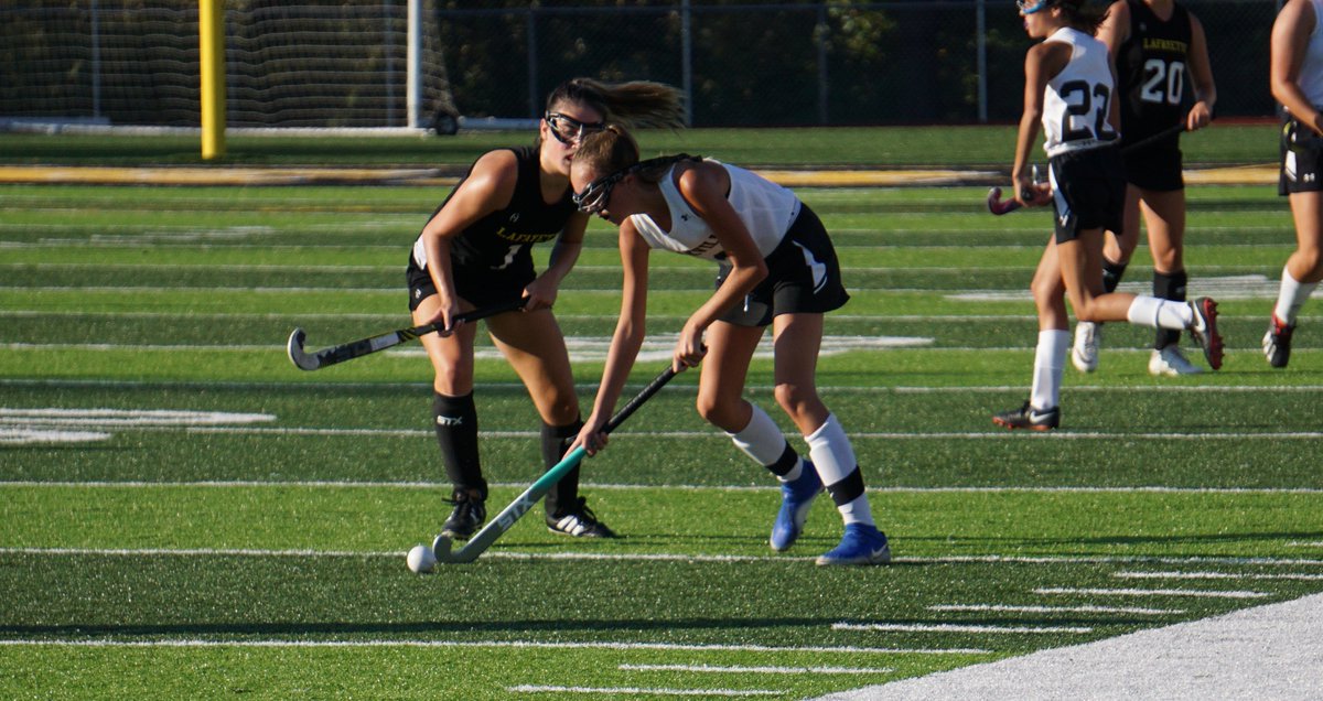 OFieldhockey's tweet photo. With a 4-0 victory vs. Lafayette, the JV girls turned in their most impressive performance of the season.  @OHS_Tigers @BCzuppon https://t.co/4JPo6itvVT