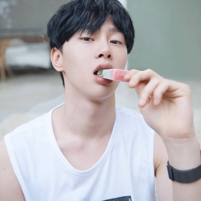 Mikkkk229's tweet photo. มากินไอติมห้องพี่ป่าววว💦👅
Dm :❤(เดมมาก่อนกูจะจับเย็ด)
#บอทหาเมีย #บอทเงี่ยน #ยืมเมจforเงี่ยน https://t.co/Wc4UWa1JP3