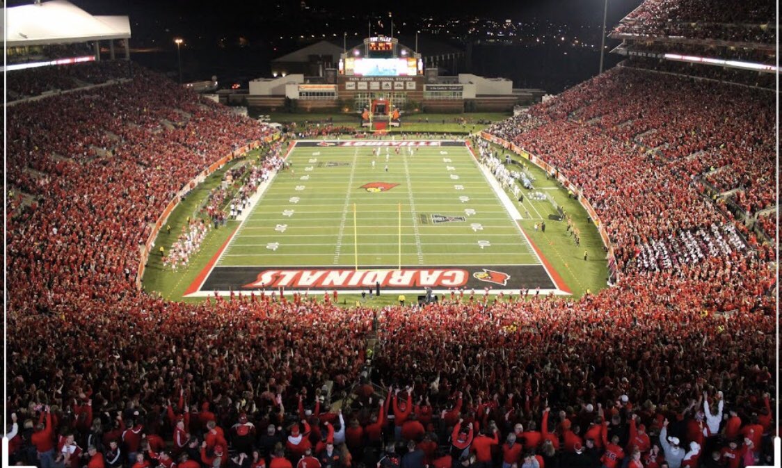 EXTREMELY blessed to receive my 13th D1 offer from the university of Louisville 🐔#gocards🙌🏾 @UofLFootball <a href="/GunterBrewer/">Gunter Brewer</a> <a href="/Monroe_Redhawks/">Monroe Redhawks Football 🏈</a> @RivalsFriedman <a href="/247recruiting/">247Sports Recruiting</a> <a href="/Ashly97555031/">Ashly</a>