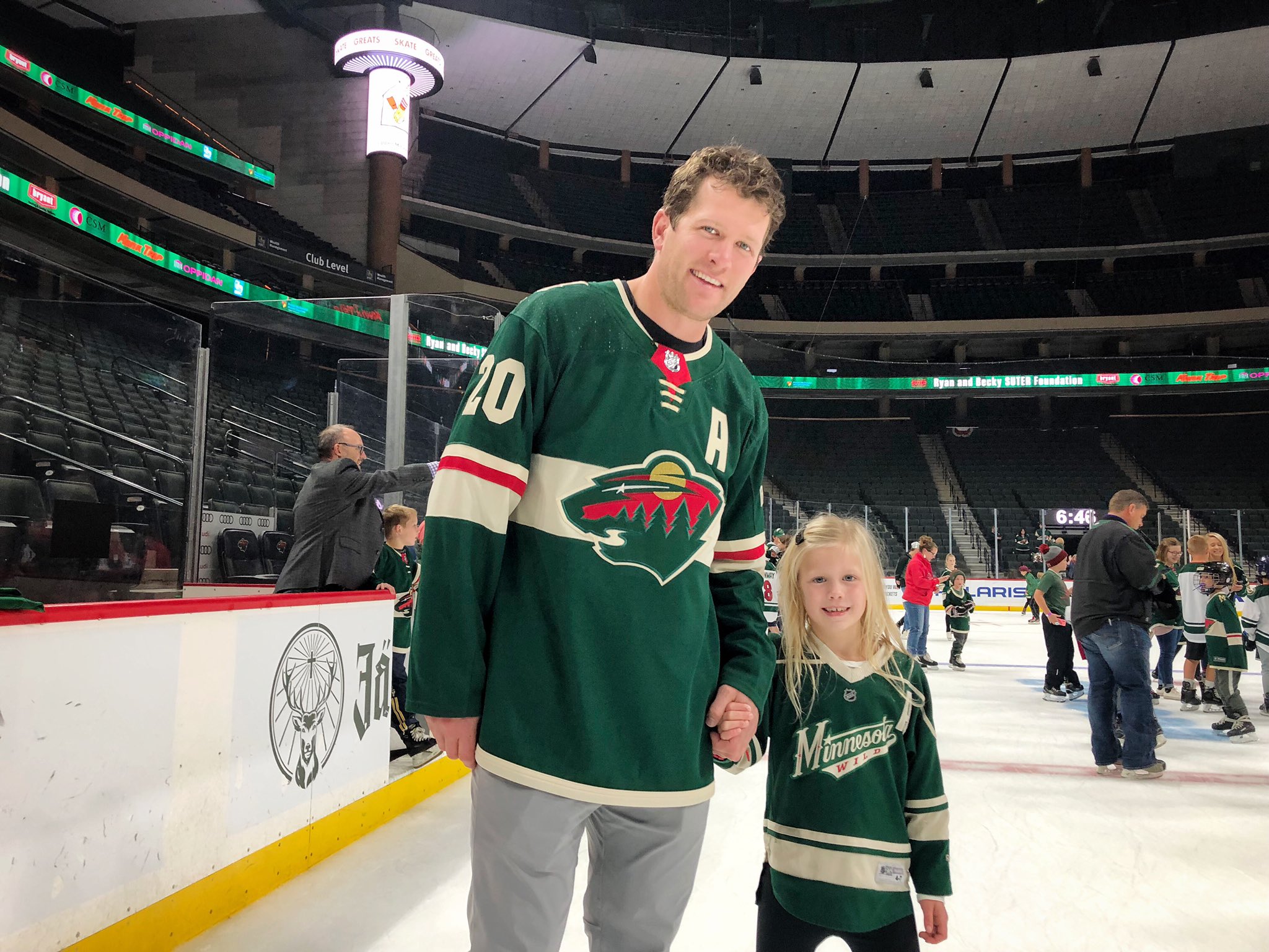 Becky Suter: Who Is Ryan Suter's Wife? - ABTC