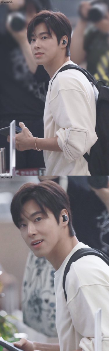 KUIKUI__K's tweet photo. #동방신기⁠ ⁠⁠ ⁠ #유노윤호 191001 김포출국 https://t.co/3veiQO8oXr