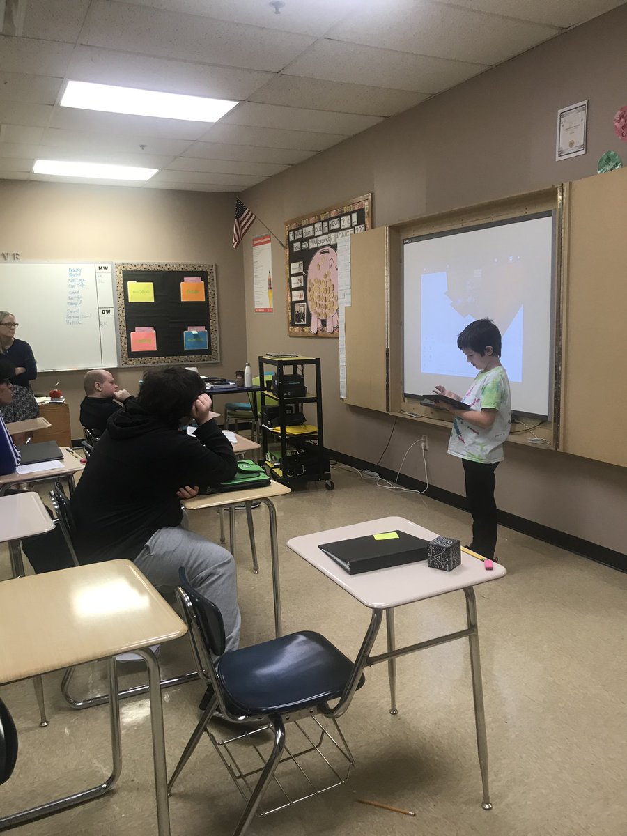 CentennialSchLU's tweet photo. Today one of our elementary students presented the @MergeVR add-on to @CoSpaces_Edu to our high school students. We are so proud of him for modeling and guiding older peers! #nicematters #empoweredstudent https://t.co/rWSAnjWYrA
