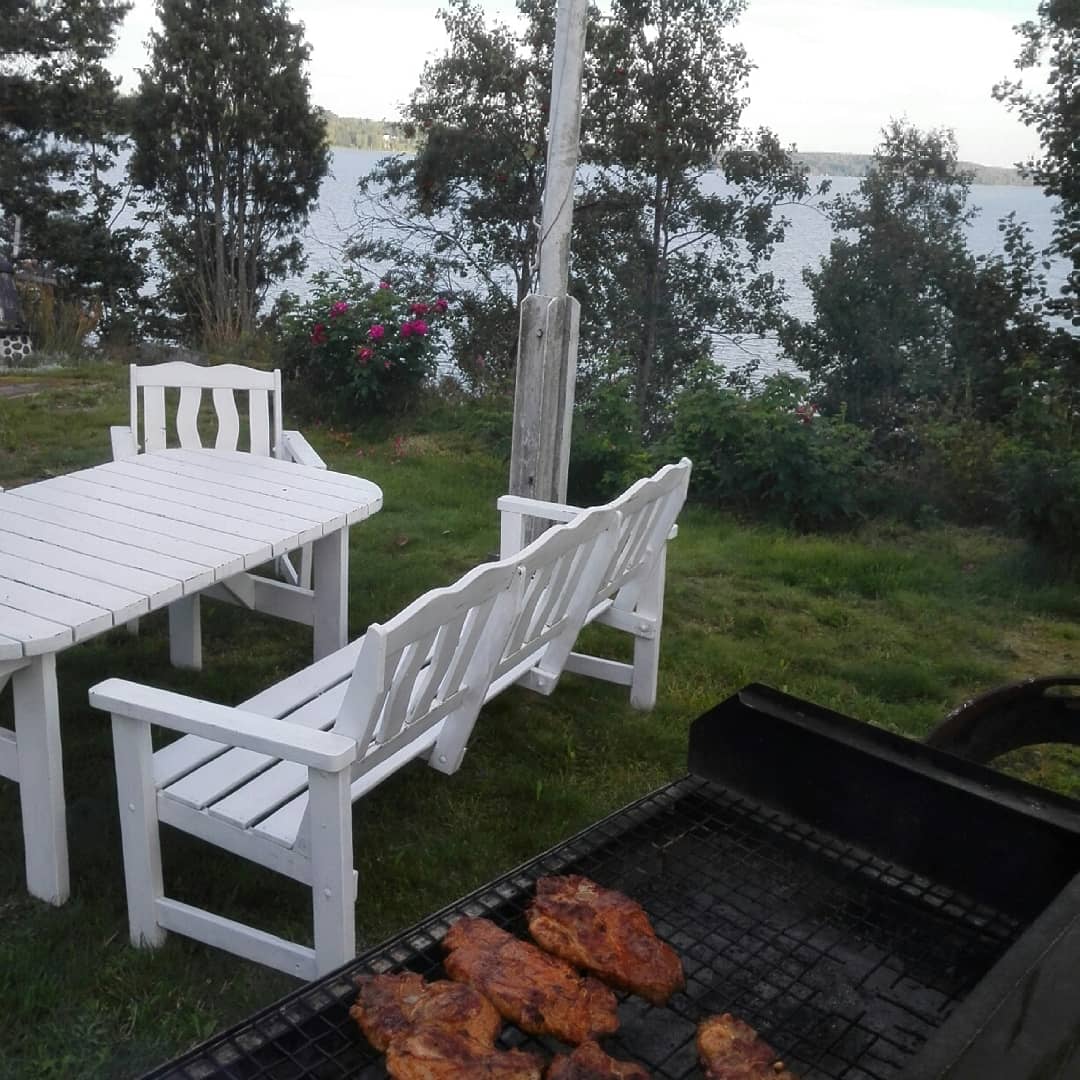 kristallnaach's tweet photo. Muss mal noch bissi #Instagram mit dem #Elchenländle füttern.

https://t.co/JnchNSCq5G

#Grill am “eigenen“ #See..😍 
#Schweden 🇸🇪 #Nedre #Fryken
#Elchenländle19 🇸🇪 #Värmland https://t.co/QBxzWoWlxM