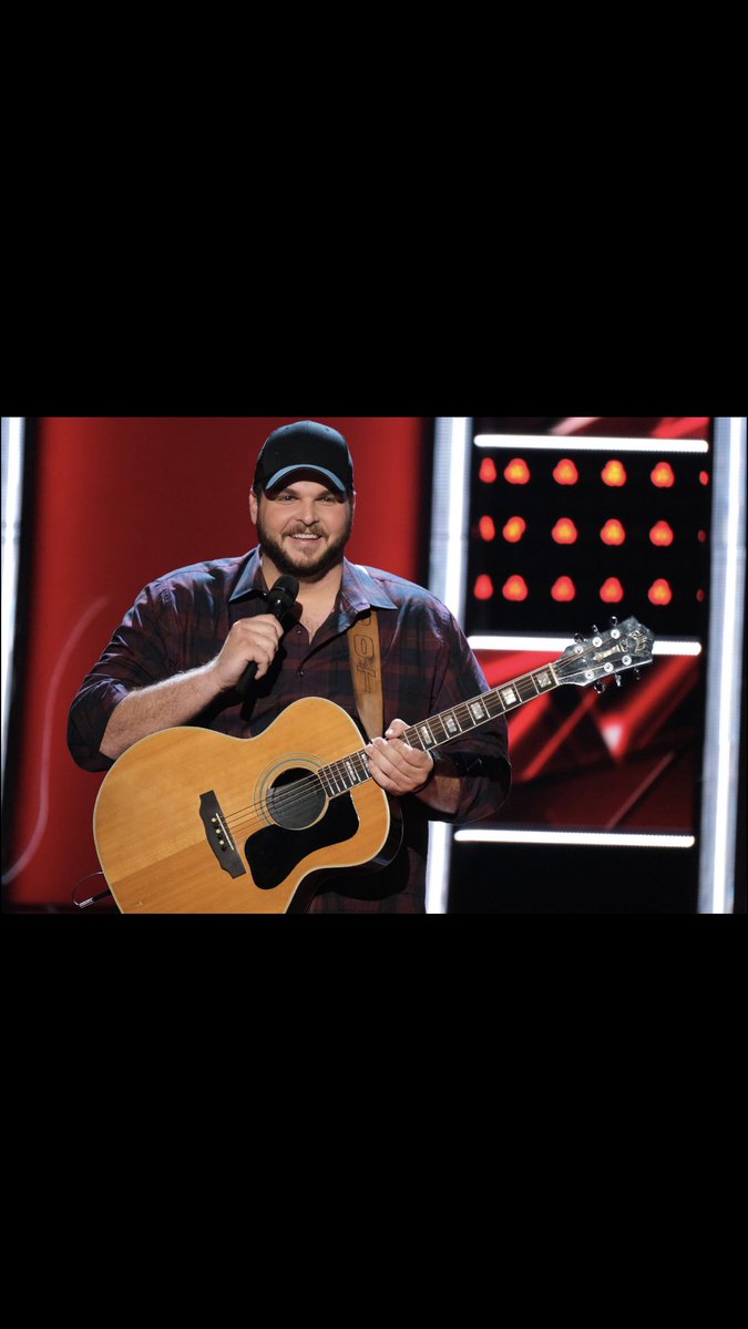 jakehootmusic's tweet photo. Dream come true!!! Thank you @kellyclarkson for the chance! #teamkelly #isthisreallife @NBCTheVoice https://t.co/gR2P8UkrGL