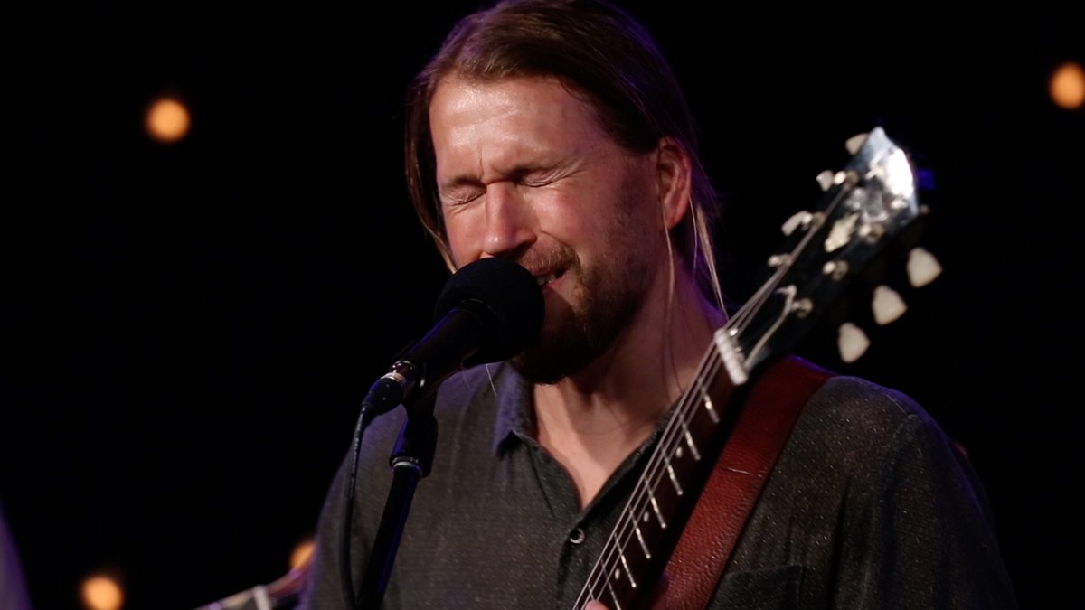 kxtradio's tweet photo. Get, "so caught up" with the @teskeybrothers and their effortlessly soulful sound in this #KXTLiveSession https://t.co/wTDIHiVI9r https://t.co/boEUb1P4lW