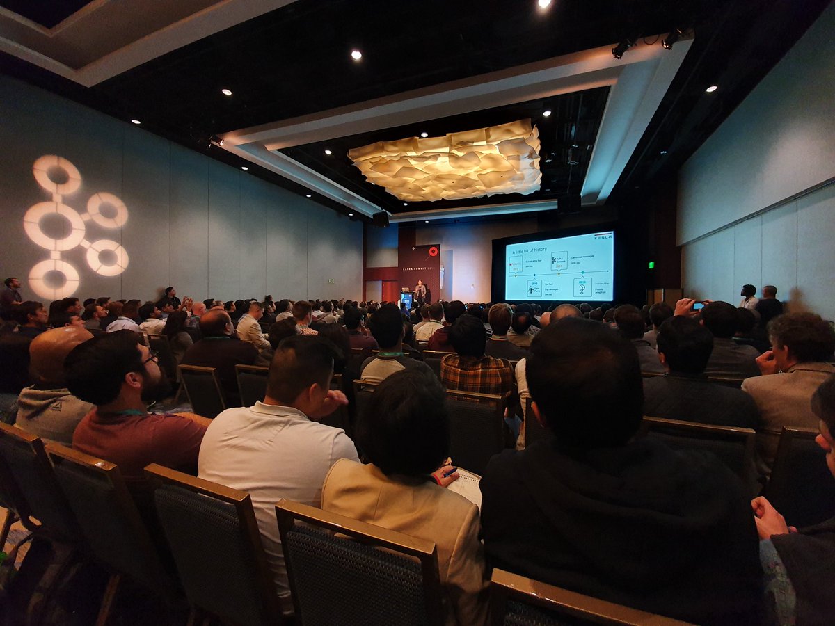 GeniaTrofimova's tweet photo. Wow, wow!
It's the end of the day, and @jesse_yates got a huge room PACKED with people listening about @Tesla's streaming adventures at #KafkaSummit! https://t.co/oq8I4seoqE