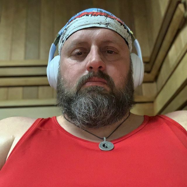 KillingAFatGuy's tweet photo. Today’s Training Tricep pushdown 1x10@80,90, 1x13@50
Arm curl machine 1x10@70, 90, 100
Barbell chin raises 1x10@60,70,1x7@80F
Crunches 5x20@50

Had to cut the workout shirt today due to the equipment being crowded and needing to get back home for dinner … https://t.co/X5DKhtJEpK https://t.co/PFyp1st2S4