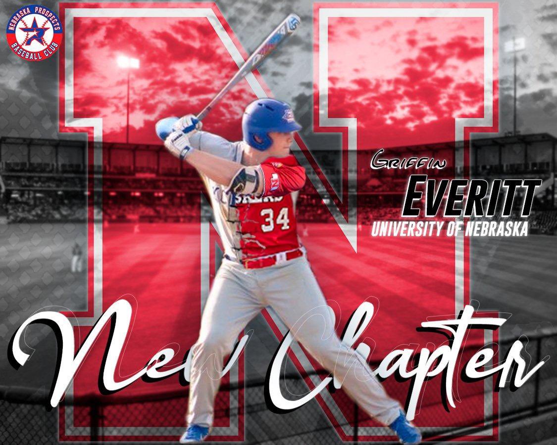 griffin_everitt's tweet photo. Super excited to come back home for the next chapter of my life! #GBR https://t.co/LeC4XEm8YG