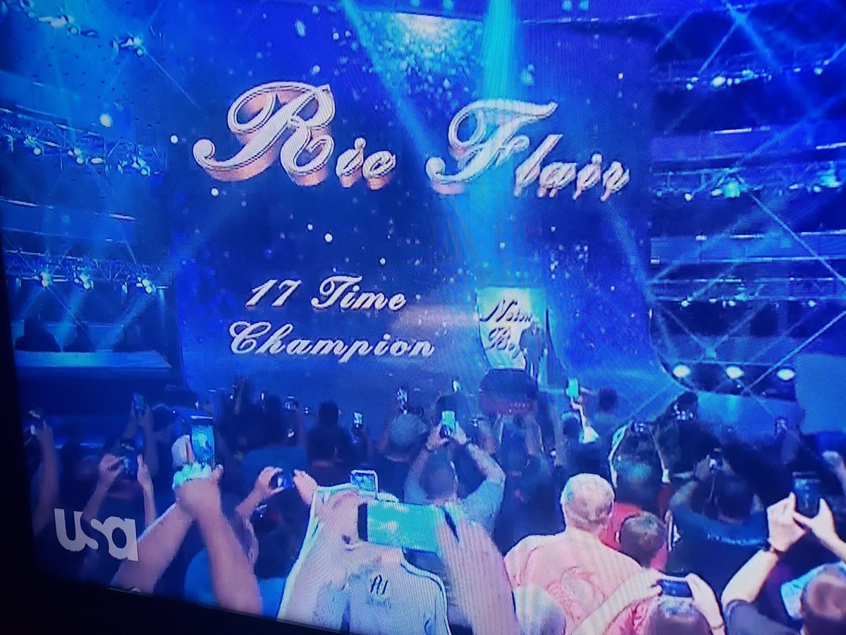 PantsPartyMedia's tweet photo. Go home, Titantron. You're drunk. #Raw #16TimeChamp @RicFlairNatrBoy https://t.co/Uhyp8WPZG7