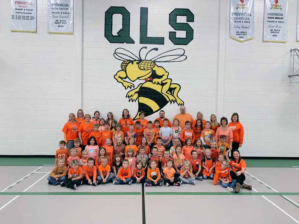 QuillLakeSchool's tweet photo. QLS supported #OrangeShirtDay2019  with our orange shirts and classroom lessons!! #EveryChildMatters @horizonsd205 https://t.co/2jWYEpdmeH