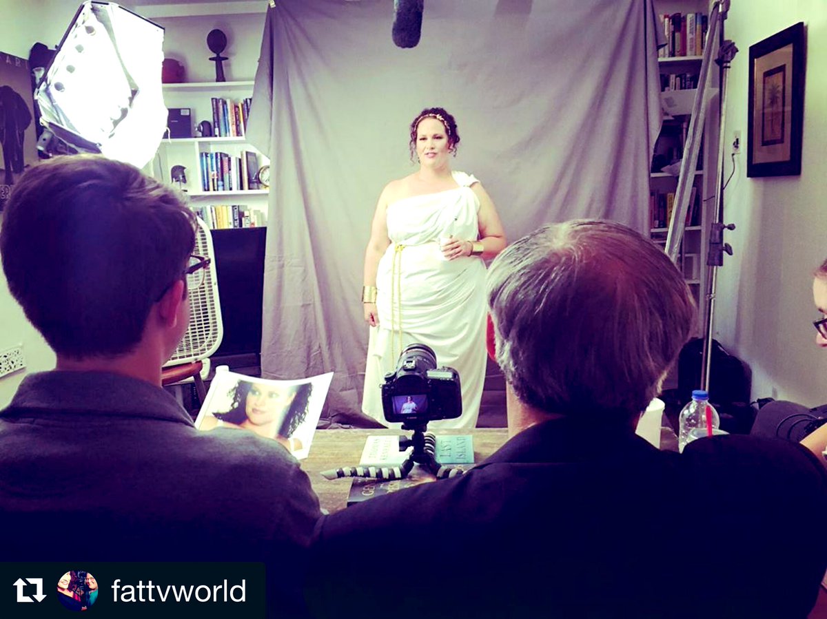 #MondayMemories has us remembering back to when we shot Episode 4 - #ModelCurvesNotFatCurves (which drops this Wednesday, 10/2/19)... This was one of our favorite setups - as we were constantly playing w #PointOfView and whose perspective is it? FLIP the #malegaze #changethepov