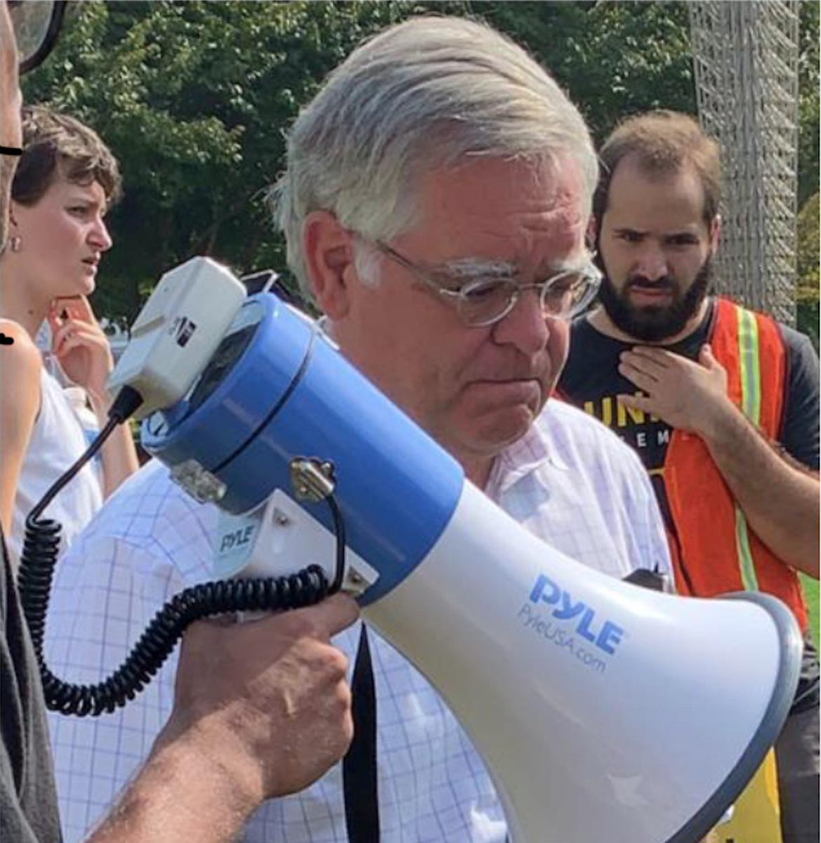 tfw a bunch of youth show up to your first day in office to demand that you declare a climate emergency in Nashville